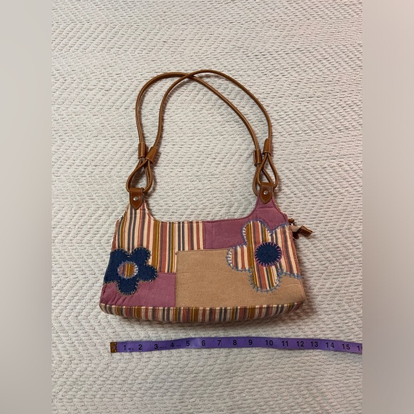 Y2K Style Patchwork Handbag with Flowers - Picture 3 of 7